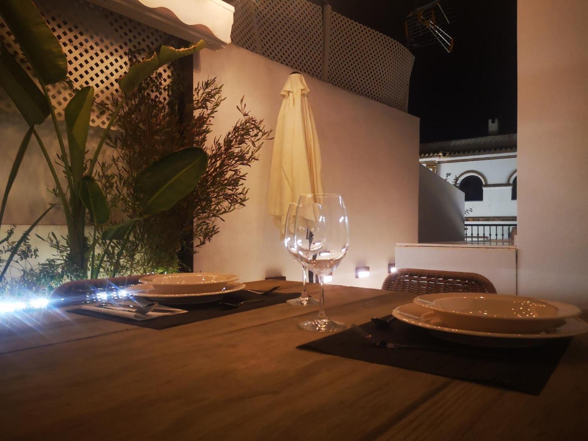 شقة Duplex Luxury Giralda With Terrace إشبيلية المظهر الخارجي الصورة