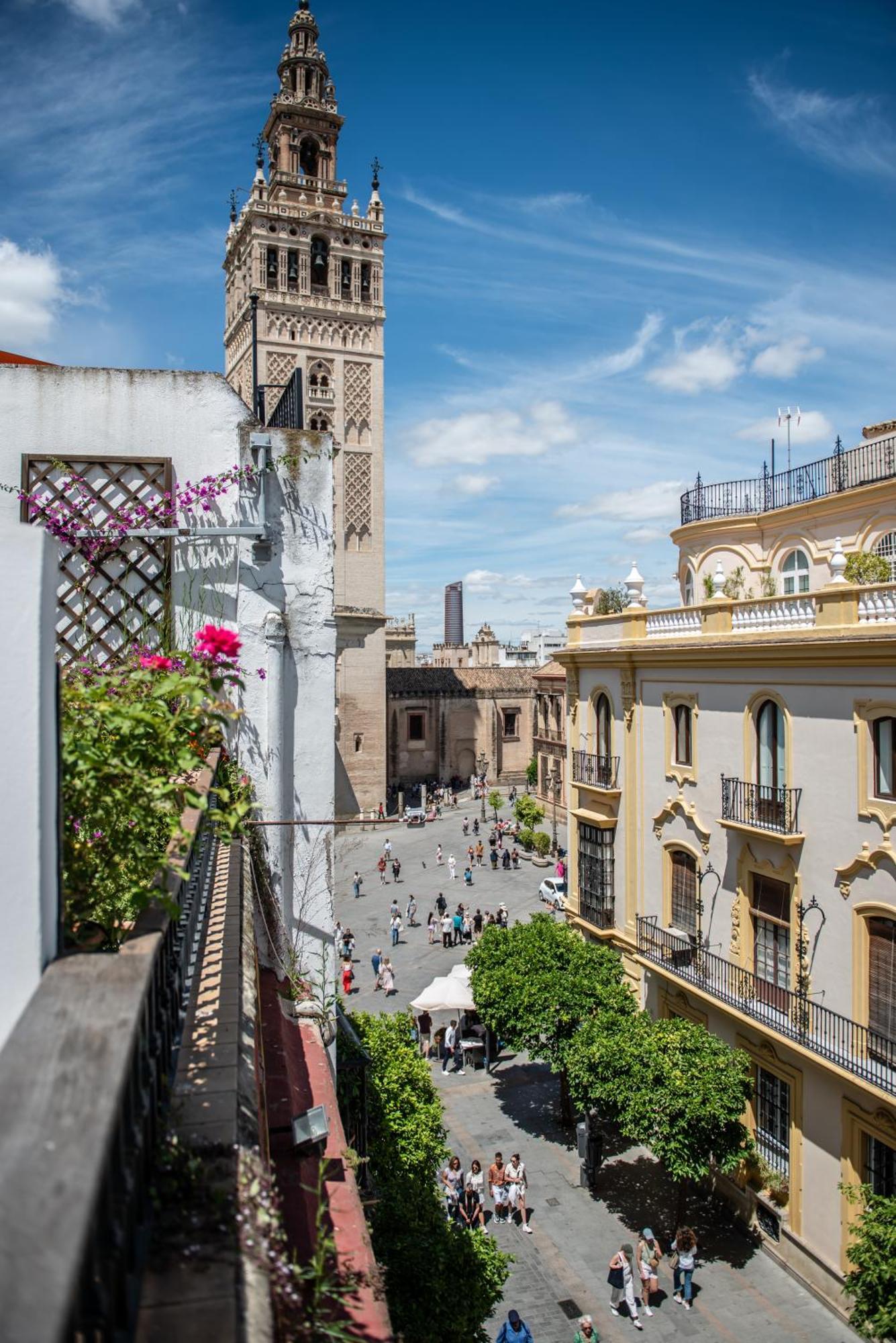 شقة Duplex Luxury Giralda With Terrace إشبيلية المظهر الخارجي الصورة